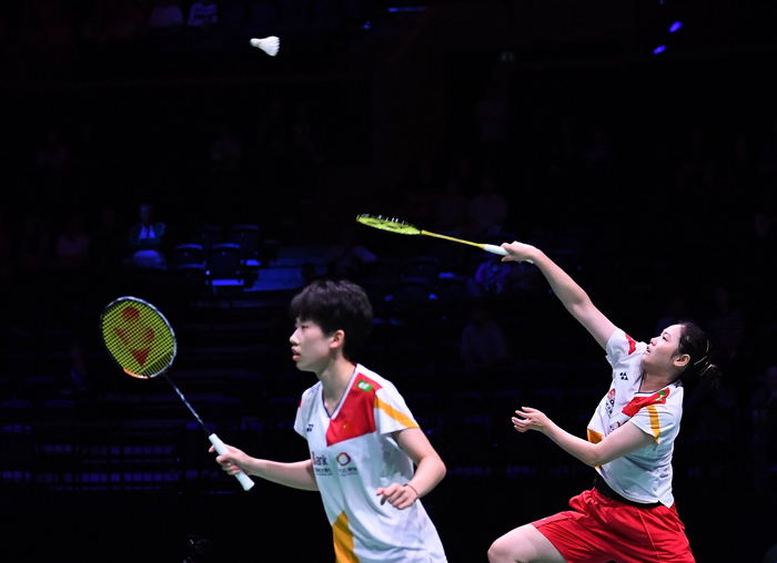 让中国足球 让中国足球