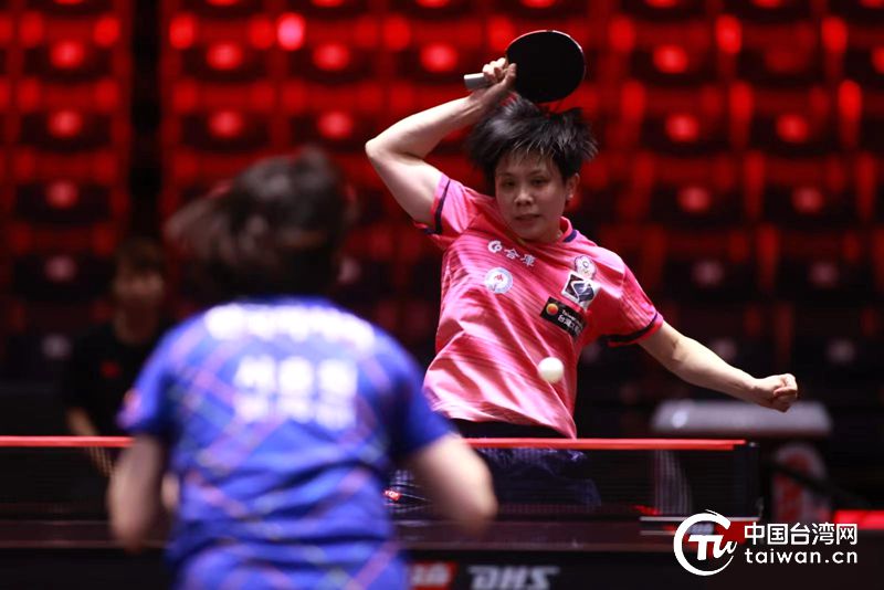 从贴身逼抢 从贴身逼抢